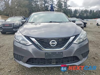 Piąte zdjęcie samochodu w środku: 2017 NISSAN SENTRA S VIN:3N1AB7AP1HY385432 - miniatura