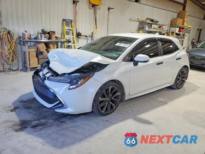 2019 TOYOTA COROLLA HATCHBACK XSE JTNK4RBE7K3037067 - główne zdjęcie licytacji z USA - miniatura