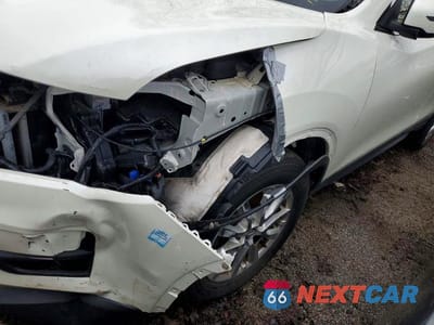 Zdjęcie 9 z 10 samochodu: 2019 NISSAN ROGUE S VIN:5N1AT2MVXKC750757 - miniatura