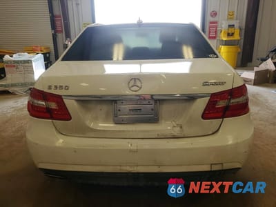 Zdjęcie 6 z 12 samochodu: 2010 MERCEDES-BENZ E 350 VIN:WDDHF5GB0AA231973 - miniatura