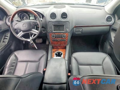 Zdjęcie 8 z 13 samochodu: 2011 MERCEDES-BENZ GL 450 VIN:4JGBF7BE7BA721255 - miniatura