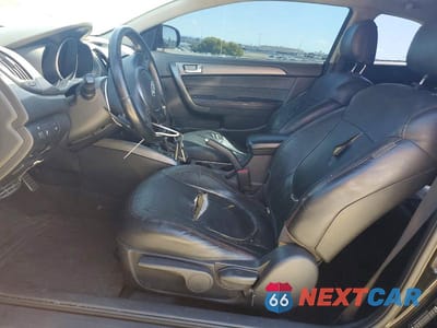 Zdjęcie 7 z 12 samochodu: 2011 KIA FORTE SX VIN:KNAFW6A33B5432203 - miniatura