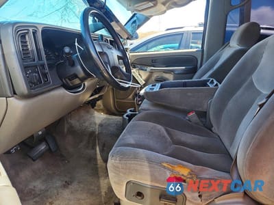 Zdjęcie 7 z 13 samochodu: 2003 GMC YUKON VIN:1GKEC13V43R281301 - miniatura