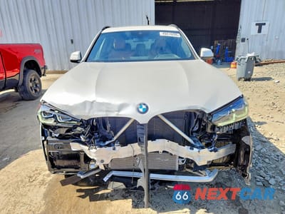 Piąte zdjęcie samochodu w środku: 2023 BMW X3 XDRIVE30I VIN:5UX53DP01P9N94547 - miniatura
