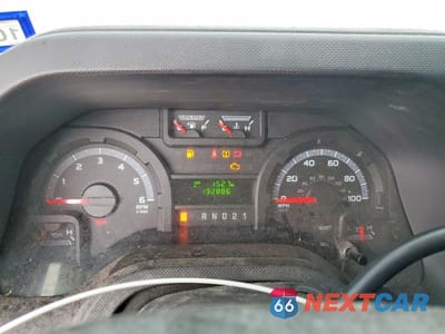 Zdjęcie 9 z 13 samochodu: 2014 FORD E250 UTILITY / SERVICE VAN VIN:1FTNE2EL9EDA47517 - miniatura