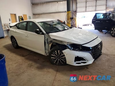 Czwarte zdjęcie samochodu z boku: 2026 NISSAN ALTIMA SV VIN:1N4BL4DV0TN313558 - miniatura