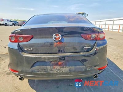 Zdjęcie 6 z 13 samochodu: 2021 MAZDA 3 VIN:JM1BPAALXM1313124 - miniatura