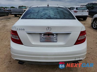 Zdjęcie 6 z 12 samochodu: 2009 MERCEDES-BENZ C 300 VIN:WDDGF54X49R044633 - miniatura