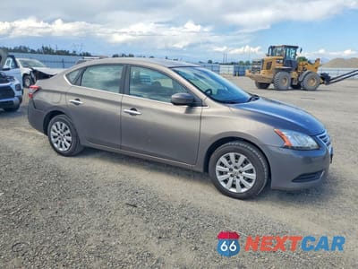Czwarte zdjęcie samochodu z boku: 2015 NISSAN SENTRA SV VIN:3N1AB7APXFY325436 - miniatura