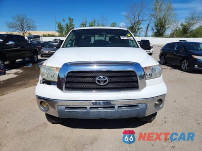 Piąte zdjęcie samochodu w środku: 2007 TOYOTA TUNDRA DOUBLE CAB SR5 VIN:5TBBT54157S449822 - miniatura