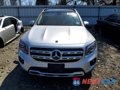 Piąte zdjęcie samochodu w środku: 2021 MERCEDES-BENZ GLB 250 VIN:W1N4M4GB1MW158847 - miniatura