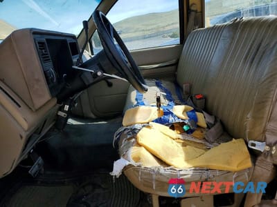 Zdjęcie 7 z 12 samochodu: 1988 CHEVROLET GMT-400 C1500 VIN:2GCEC14K7J1285896 - miniatura