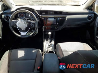 Zdjęcie 8 z 12 samochodu: 2019 TOYOTA COROLLA LE VIN:5YFBURHE3KP932008 - miniatura