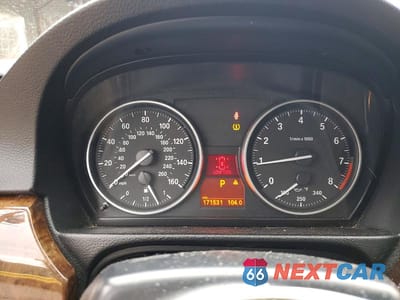 Zdjęcie 9 z 12 samochodu: 2009 BMW 335 I VIN:WBAWL73509P181636 - miniatura