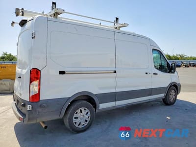 Trzecie zdjęcie samochodu z tyłu: 2020 FORD TRANSIT 250 DELIVERY VAN VIN:1FTBR1C8XLKB31659 - miniatura