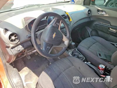 Zdjęcie 8 z 12 samochodu: 2012 CHEVROLET SONIC LT VIN:1G1JD6SB6C4166295 - miniatura