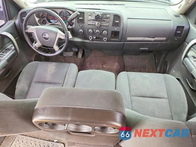 Zdjęcie 8 z 12 samochodu: 2009 GMC SIERRA K1500 SLE VIN:3GTEK23309G256472 - miniatura