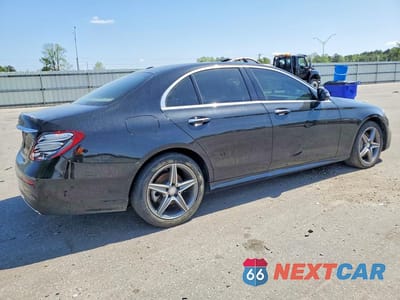 Trzecie zdjęcie samochodu z tyłu: 2017 MERCEDES-BENZ E 300 VIN:WDDZF4JB6HA011125 - miniatura