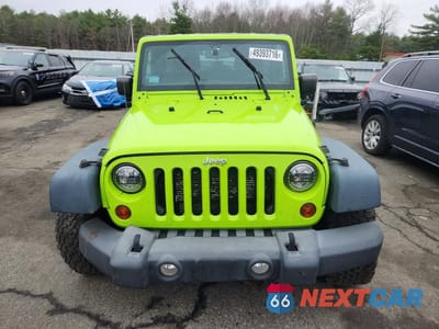 Piąte zdjęcie samochodu w środku: 2012 JEEP WRANGLER UNLIMITED SPORT VIN:1C4HJWDGXCL262623 - miniatura