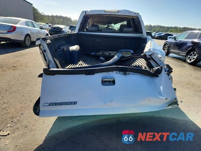 Zdjęcie 6 z 12 samochodu: 2006 CHEVROLET SILVERADO C1500 VIN:2GCEC13Z761267582 - miniatura