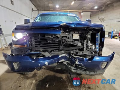 Piąte zdjęcie samochodu w środku: 2019 CHEVROLET SILVERADO LD K1500 LT VIN:2GCVKPEC6K1230144 - miniatura