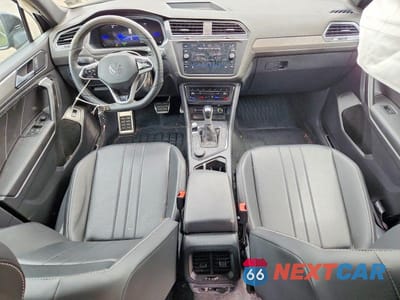 Zdjęcie 8 z 13 samochodu: 2024 VOLKSWAGEN TIGUAN SE R-LINE BLACK VIN:3VV8B7AX7RM063142 - miniatura
