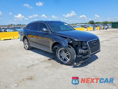 Czwarte zdjęcie samochodu z boku: 2013 AUDI Q5 PREMIUM PLUS VIN:WA1LFAFP0DA078519 - miniatura