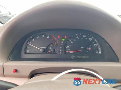 Zdjęcie 9 z 11 samochodu: 2003 TOYOTA CAMRY LE VIN:4T1BE32K43U229641 - miniatura