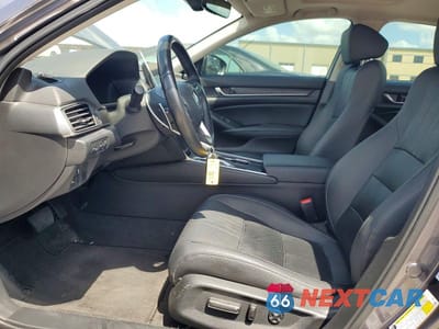 Zdjęcie 7 z 13 samochodu: 2020 HONDA ACCORD TOURING VIN:1HGCV2F90LA013461 - miniatura