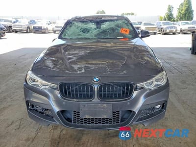 Piąte zdjęcie samochodu w środku: 2017 BMW 330 I VIN:WBA8B9G33HNU55874 - miniatura