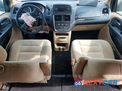 Zdjęcie 8 z 14 samochodu: 2016 DODGE GRAND CARAVAN SE VIN:2C4RDGBG0GR122520 - miniatura
