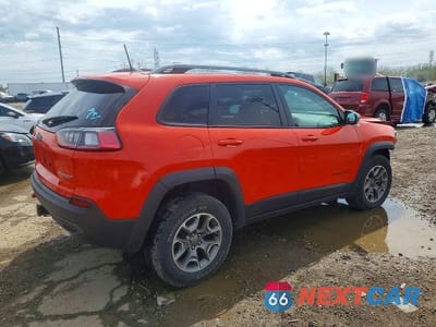 Trzecie zdjęcie samochodu z tyłu: 2021 JEEP CHEROKEE TRAILHAWK VIN:1C4PJMBX7MD137108 - miniatura