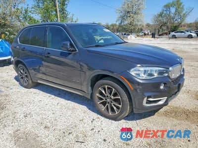 Czwarte zdjęcie samochodu z boku: 2017 BMW X5 XDRIVE35I VIN:5UXKR0C34H0V70159 - miniatura
