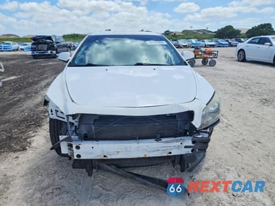 Piąte zdjęcie samochodu w środku: 2011 CHEVROLET MALIBU 1LT VIN:1G1ZC5EU4BF389662 - miniatura