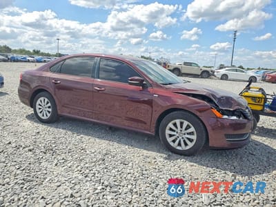 Czwarte zdjęcie samochodu z boku: 2014 VOLKSWAGEN PASSAT S VIN:1VWAH7A34EC016722 - miniatura