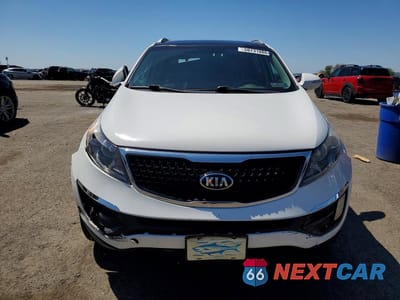 Piąte zdjęcie samochodu w środku: 2015 KIA SPORTAGE EX VIN:KNDPCCAC2F7705351 - miniatura