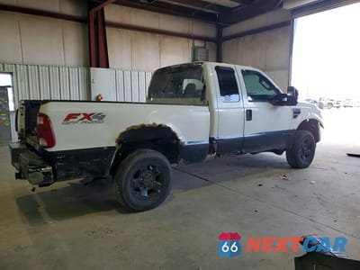 Trzecie zdjęcie samochodu z tyłu: 2010 FORD F250 SUPER DUTY VIN:1FTSX2B56AEB32502 - miniatura