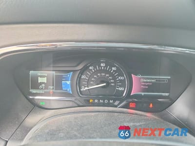 Zdjęcie 9 z 14 samochodu: 2017 LINCOLN NAVIGATOR SELECT VIN:5LMJJ2JT5HEL12067 - miniatura