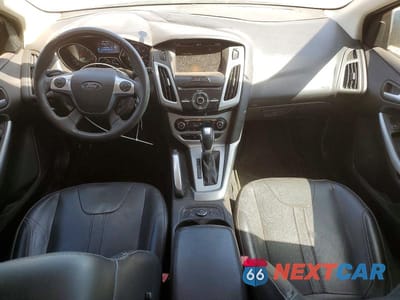 Zdjęcie 8 z 11 samochodu: 2013 FORD FOCUS SE VIN:1FADP3K20DL277562 - miniatura