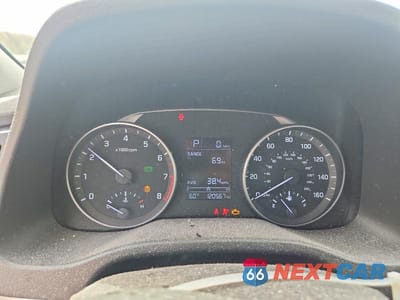 Zdjęcie 9 z 12 samochodu: 2017 HYUNDAI ELANTRA SE VIN:5NPD84LF5HH003296 - miniatura
