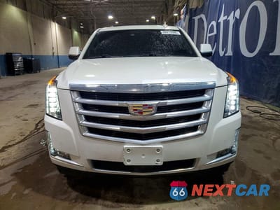 Piąte zdjęcie samochodu w środku: 2016 CADILLAC ESCALADE ESV PREMIUM VIN:1GYS4JKJ2GR454257 - miniatura