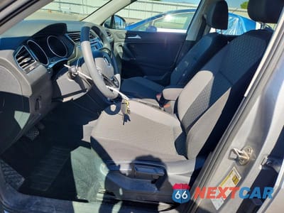 Zdjęcie 7 z 13 samochodu: 2020 VOLKSWAGEN TIGUAN S VIN:3VV0B7AX4LM058159 - miniatura