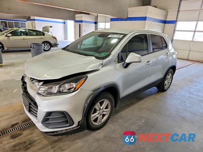 2020 CHEVROLET TRAX LS KL7CJKSB2LB038131 - główne zdjęcie licytacji z USA - miniatura