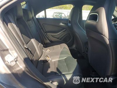 Zdjęcie 10 z 12 samochodu: 2016 MERCEDES-BENZ CLA 250 VIN:WDDSJ4EB2GN387600 - miniatura