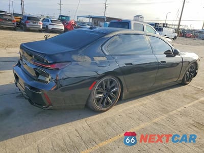 Trzecie zdjęcie samochodu z tyłu: 2025 BMW I7 EDRIVE50 VIN:WBY43EJ08SCU94256 - miniatura