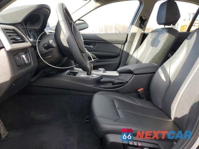 Zdjęcie 7 z 12 samochodu: 2018 BMW 320 XI VIN:WBA8A3C5XJA488276 - miniatura