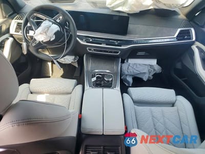 Zdjęcie 8 z 13 samochodu: 2026 BMW X5 XDRIVE40I VIN:5UX23EU08T9385801 - miniatura
