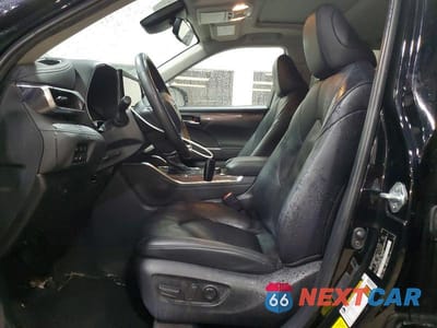 Zdjęcie 7 z 14 samochodu: 2024 TOYOTA HIGHLANDER LIMITED VIN:5TDKDRBH6RS545697 - miniatura