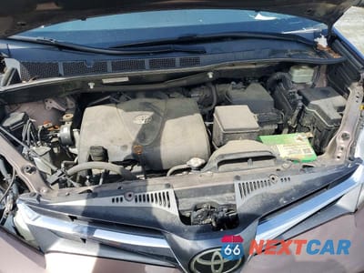 Zdjęcie 11 z 12 samochodu: 2019 TOYOTA SIENNA LIMITED PREMIUM 7-PASSENGER VIN:5TDDZ3DC5KS213412 - miniatura