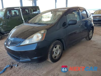 2013 HONDA FIT JHMGE8H34DC053493 - główne zdjęcie licytacji z USA - miniatura